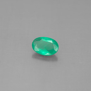 0.45 ct Green Emerald Stone, Natural Emerald in Oval Facet Shape for Sale
