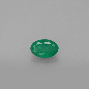 0.40 ct Green Emerald Gemstone, Emerald Gem in Oval Facet Shape for Sale.