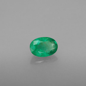 0.45 ct Green Emerald Stone, Natural Emerald in Oval Facet Shape for Sale