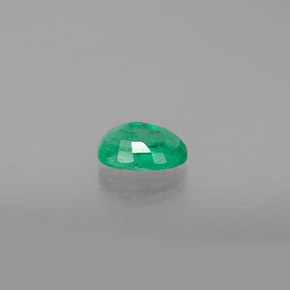 Emerald Gemstone in 6 x 4 mm (calibrated) Size for Sale, Emerald Stone in Green Color