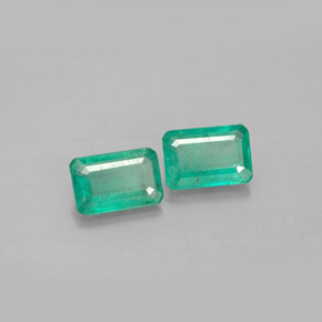 0.90 ct Green Emerald Stone, Natural Emerald in Octagon Facet Shape for Sale