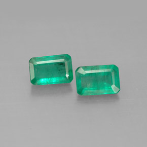 1.13 ct Green Emerald Gemstone, Emerald Gem in Octagon Facet Shape for Sale.