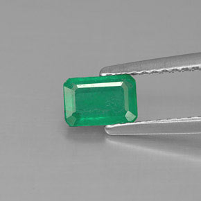 0.57 ct Green Emerald Gemstone, Emerald Gem in Octagon Facet Shape for Sale.