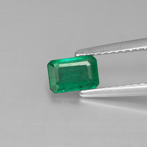 0.50 ct Green Emerald Gemstone, Emerald Gem in Octagon Facet Shape for Sale.