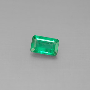 0.41 ct Green Emerald Gemstone, Emerald Gem in Octagon Facet Shape for Sale.