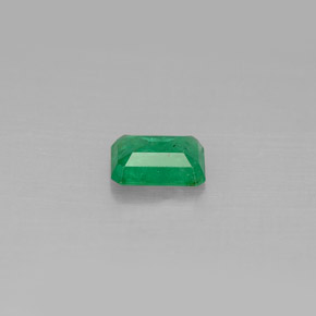 Emerald Gemstone in 6 x 4 mm (calibrated) Size for Sale, Emerald Stone in Green Color