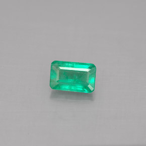 0.51 ct Green Emerald Gemstone, Emerald Gem in Octagon Facet Shape for Sale.