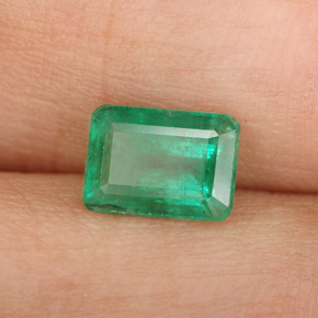 1.08 ct Green Emerald Stone, Natural Emerald in Octagon Facet Shape for Sale