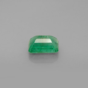 Emerald Gemstone in 7 x 5 mm (calibrated) Size for Sale, Emerald Stone in Green Color