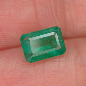 0.91 ct Green Emerald Stone, Natural Emerald in Octagon Facet Shape for Sale