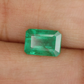 0.94 ct Green Emerald Stone, Natural Emerald in Octagon Facet Shape for Sale