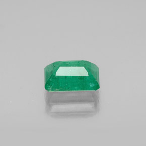 Emerald Gemstone in 7 x 5 mm (calibrated) Size for Sale, Emerald Stone in Green Color