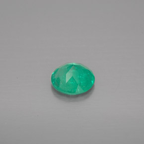 Emerald Gemstone in 6 mm (calibrated) Size for Sale, Emerald Stone in Green Color