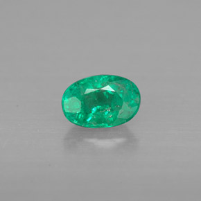0.42 ct Green Emerald Gemstone, Emerald Gem in Oval Facet Shape for Sale.
