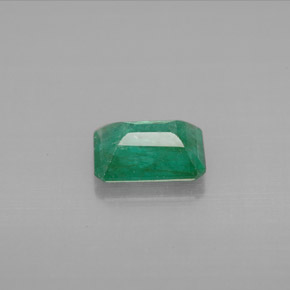 Emerald Gemstone in 8 x 6 mm (calibrated) Size for Sale, Emerald Stone in Green Color