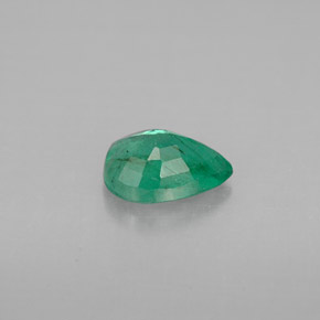 Emerald Gemstone in 7 x 5 mm (calibrated) Size for Sale, Emerald Stone in Green Color