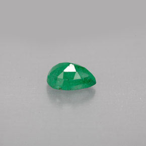 Emerald Gemstone in 7 x 5 mm (calibrated) Size for Sale, Emerald Stone in Green Color
