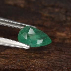 Emerald Gemstone in 7 x 5 mm (calibrated) Size for Sale, Emerald Stone in Green Color