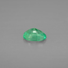 Emerald Gemstone in 6 x 4 mm (calibrated) Size for Sale, Emerald Stone in Green Color