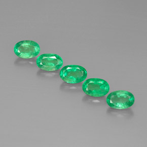 2.37 ct Green Emerald Gemstone, Emerald Gem in Oval Facet Shape for Sale.