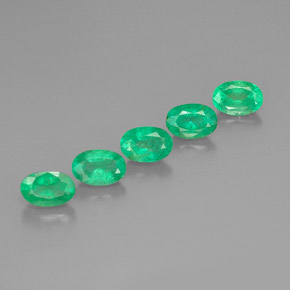 2.54 ct Green Emerald Gemstone, Emerald Gem in Oval Facet Shape for Sale.