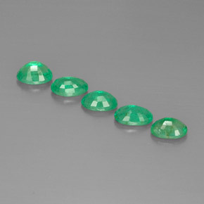 Emerald Gemstone in 6 x 4 mm (calibrated) Size for Sale, Emerald Stone in Green Color