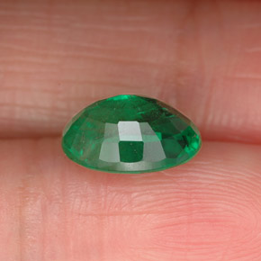 Emerald Gemstone in 9 x 7 mm (calibrated) Size for Sale, Emerald Stone in Green Color