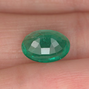 Emerald Gemstone in 9 x 7 mm (calibrated) Size for Sale, Emerald Stone in Green Color