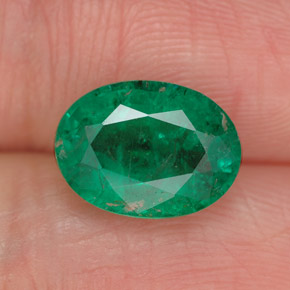 2.46 ct Green Emerald Gemstone, Emerald Gem in Oval Facet Shape for Sale.