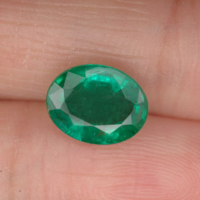 1.63 ct Green Emerald Gemstone, Emerald Gem in Oval Facet Shape for Sale.