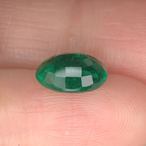 Emerald Gemstone in 9 x 7 mm (calibrated) Size for Sale, Emerald Stone in Green Color