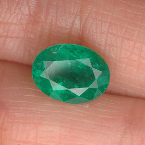 1.85 ct Green Emerald Stone, Natural Emerald in Oval Facet Shape for Sale