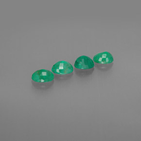 Emerald Gemstone in 5.2 x 4.2 mm Size for Sale, Emerald Stone in Green Color