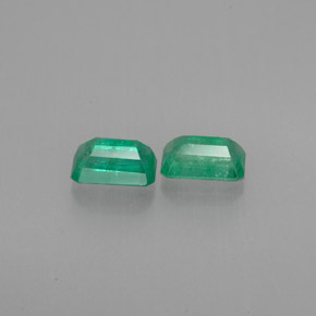 Emerald Gemstone in 6 x 4 mm (calibrated) Size for Sale, Emerald Stone in Green Color