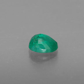 Emerald Gemstone in 5 x 4.1 mm Size for Sale, Emerald Stone in Green Color