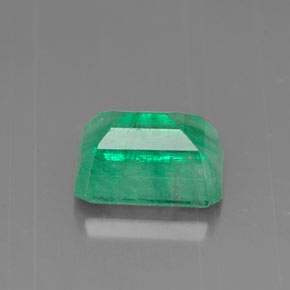 Emerald Gemstone in 7 x 5 mm (calibrated) Size for Sale, Emerald Stone in Green Color
