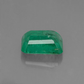 Emerald Gemstone in 7 x 5 mm (calibrated) Size for Sale, Emerald Stone in Green Color