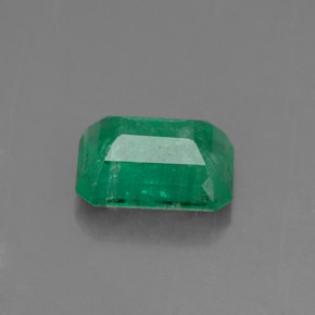 Emerald Gemstone in 7 x 5 mm (calibrated) Size for Sale, Emerald Stone in Green Color