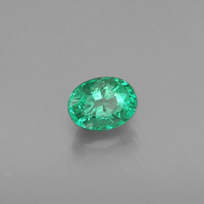 0.48 ct Green Emerald Stone, Natural Emerald in Oval Facet Shape for Sale