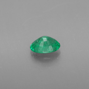 Emerald Gemstone in 5.7 x 4.1 mm Size for Sale, Emerald Stone in Green Color