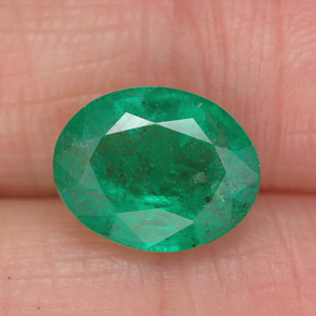 2.68 ct Green Emerald Gemstone, Emerald Gem in Oval Facet Shape for Sale.