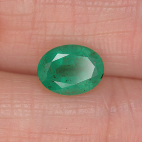 1.17 ct Green Emerald Stone, Natural Emerald in Oval Facet Shape for Sale