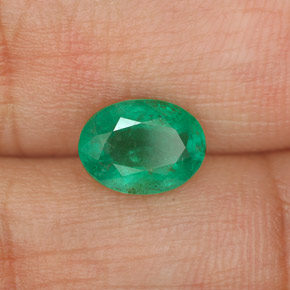 1.07 ct Green Emerald Stone, Natural Emerald in Oval Facet Shape for Sale