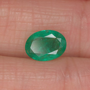 1.13 ct Green Emerald Stone, Natural Emerald in Oval Facet Shape for Sale