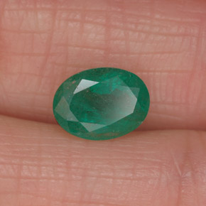 1.27 ct Green Emerald Stone, Natural Emerald in Oval Facet Shape for Sale