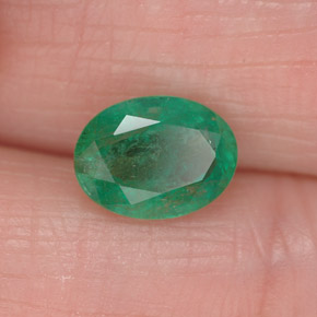 1.26 ct Green Emerald Stone, Natural Emerald in Oval Facet Shape for Sale