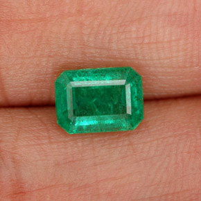 1.15 ct Green Emerald Gemstone, Emerald Gem in Octagon Facet Shape for Sale.