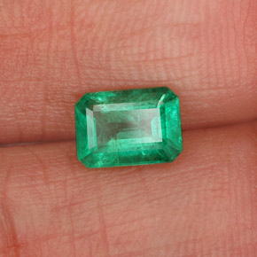 0.83 ct Green Emerald Stone, Natural Emerald in Octagon Facet Shape for Sale