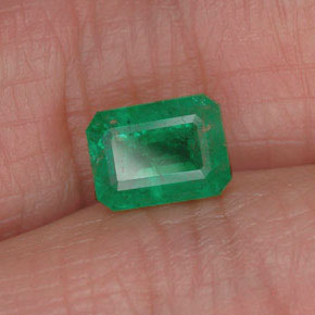 0.94 ct Green Emerald Stone, Natural Emerald in Octagon Facet Shape for Sale
