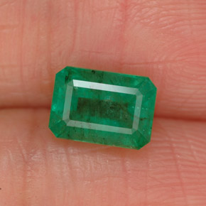 1.05 ct Green Emerald Gemstone, Emerald Gem in Octagon Facet Shape for Sale.